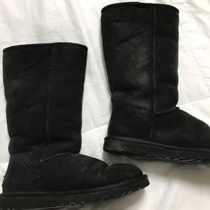Tall Black Uggs